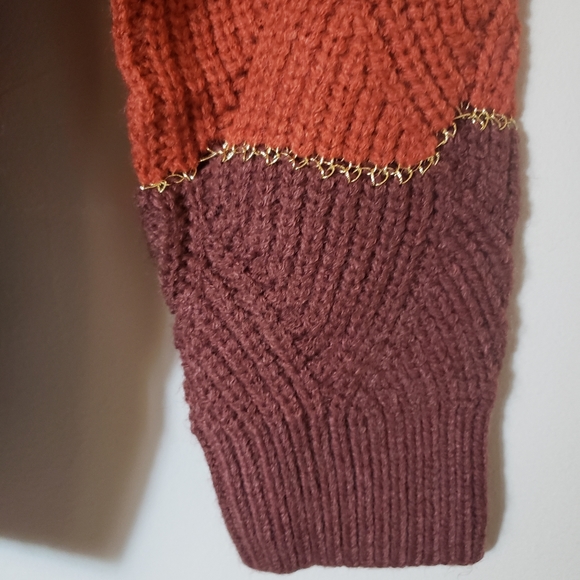 Drop Shoulder V Neck Sweater - Picture 6 of 7